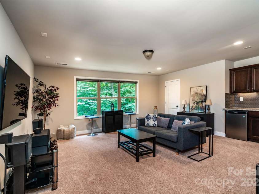 11915 Red Sorrell Lane, Huntersville, NC 28078.  MLS# CAR4284323, YatesRealty ID 31058. 