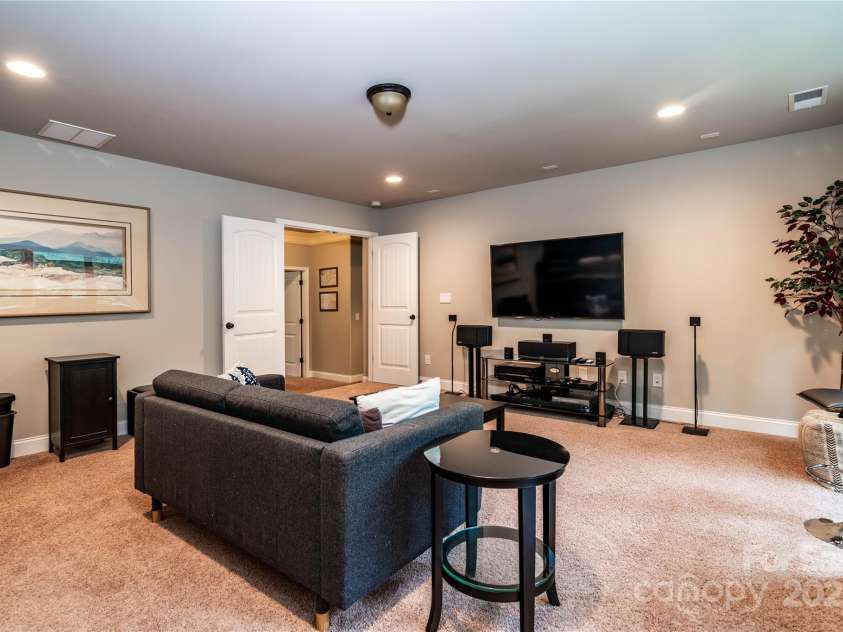 11915 Red Sorrell Lane, Huntersville, NC 28078.  MLS# CAR4284323, YatesRealty ID 31058. 