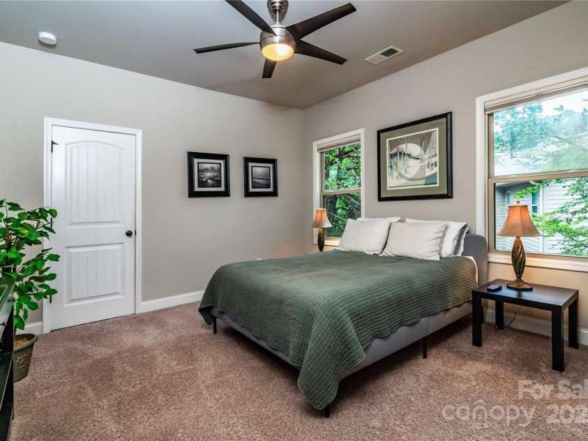11915 Red Sorrell Lane, Huntersville, NC 28078.  MLS# CAR4284323, YatesRealty ID 31058. 
