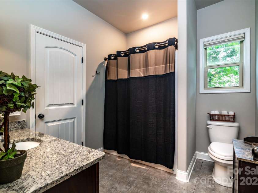 11915 Red Sorrell Lane, Huntersville, NC 28078.  MLS# CAR4284323, YatesRealty ID 31058. 