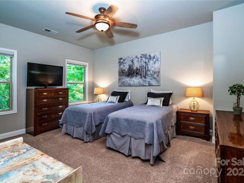 11915 Red Sorrell Lane, Huntersville, NC 28078.  MLS# CAR4284323, YatesRealty ID 31058. 