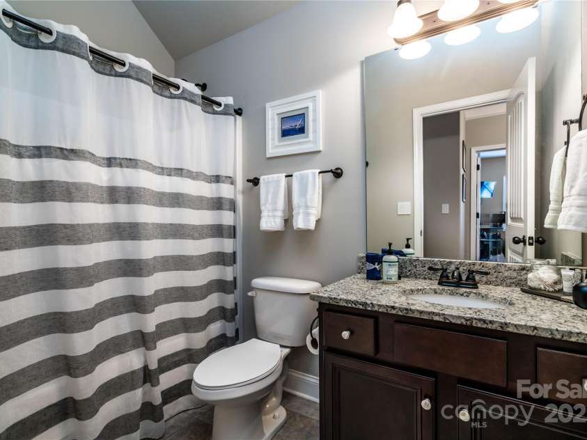 11915 Red Sorrell Lane, Huntersville, NC 28078.  MLS# CAR4284323, YatesRealty ID 31058. 