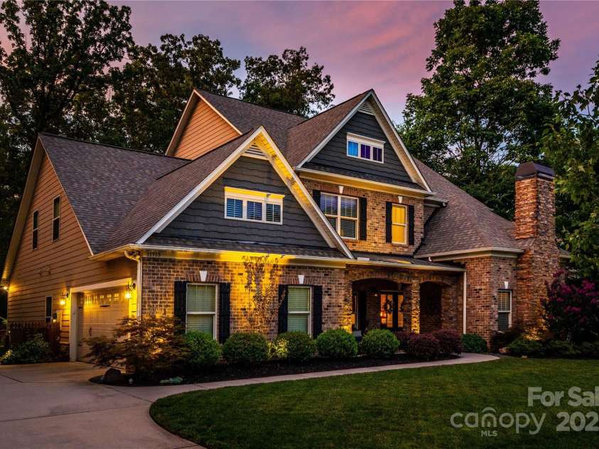 11915 Red Sorrell Lane, Huntersville, NC 28078.  MLS# CAR4284323, YatesRealty ID 31058. 