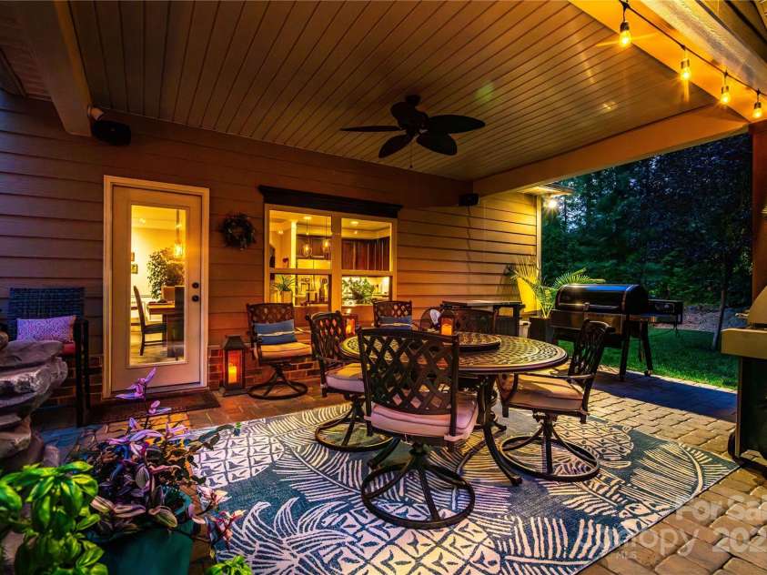 11915 Red Sorrell Lane, Huntersville, NC 28078.  MLS# CAR4284323, YatesRealty ID 31058. 