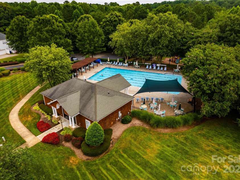 11915 Red Sorrell Lane, Huntersville, NC 28078.  MLS# CAR4284323, YatesRealty ID 31058. 