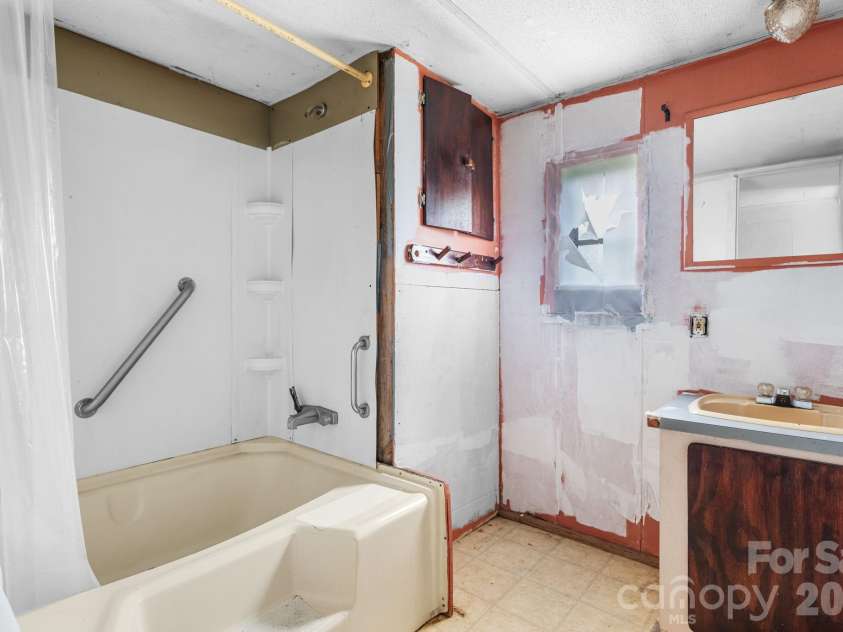 1293 Bess Chapel Church Road, Cherryville, NC 28021.  MLS# CAR4399436, YatesRealty ID 31058. 