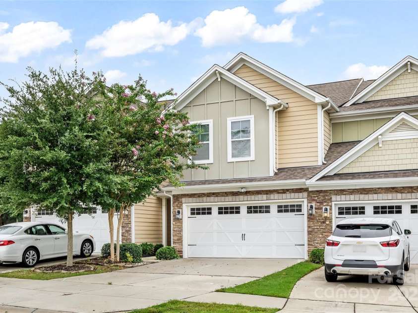 4016 Alston Drive, Lancaster, SC 29720.  MLS# CAR4283200, YatesRealty ID 31059. 