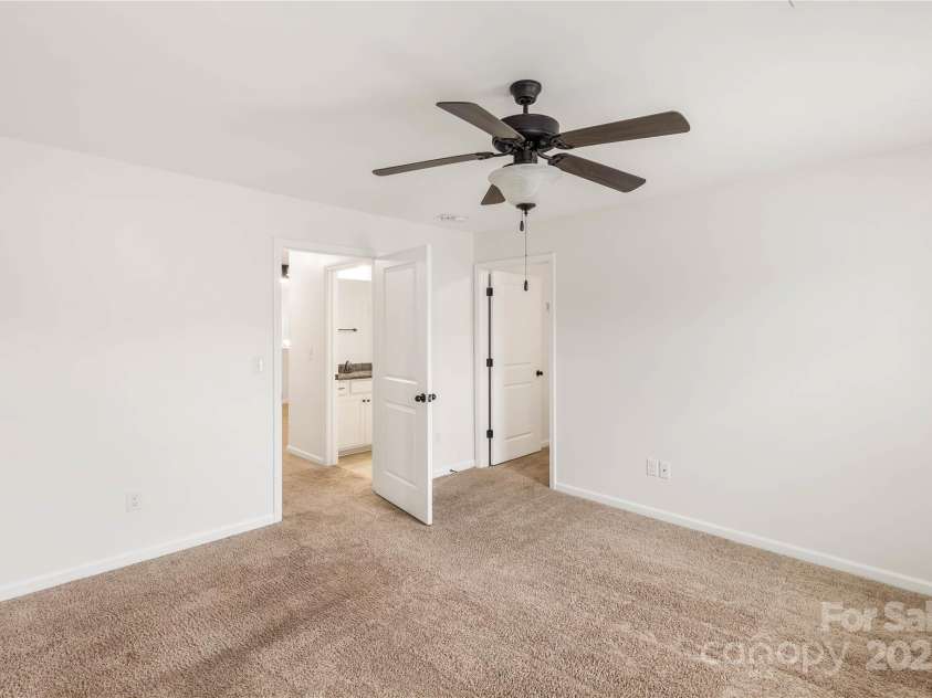 4016 Alston Drive, Lancaster, SC 29720.  MLS# CAR4283200, YatesRealty ID 31059. 