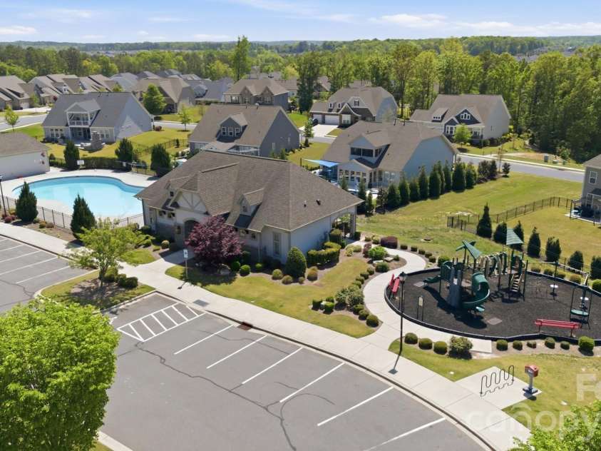 4512 Acorn Hill Drive, Lancaster, SC 29720.  MLS# CAR4384676, YatesRealty ID 31059. Community Area