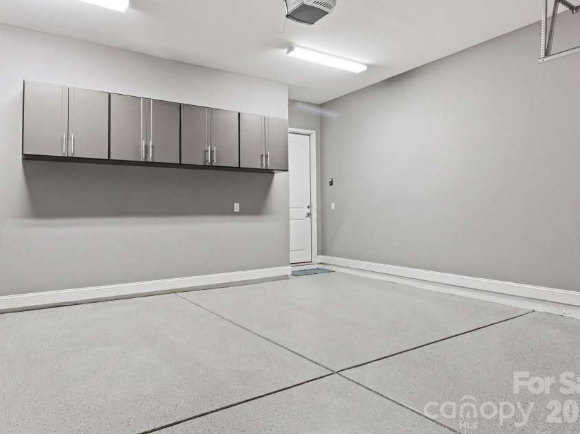 4512 Acorn Hill Drive, Lancaster, SC 29720.  MLS# CAR4384676, YatesRealty ID 31059. Garage