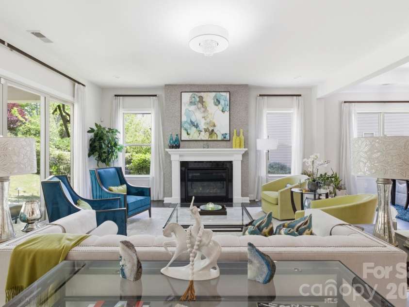 4512 Acorn Hill Drive, Lancaster, SC 29720.  MLS# CAR4384676, YatesRealty ID 31059. Living Room