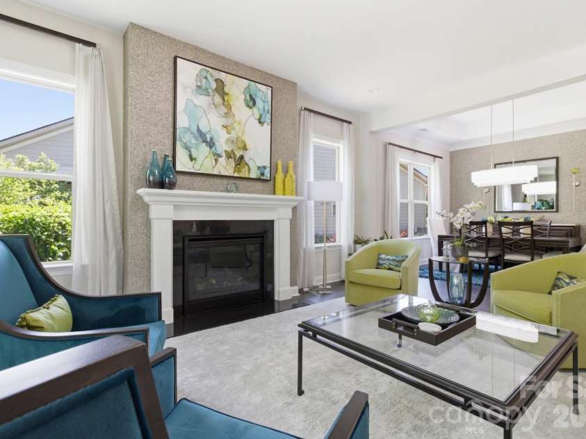 4512 Acorn Hill Drive, Lancaster, SC 29720.  MLS# CAR4384676, YatesRealty ID 31059. Living Room