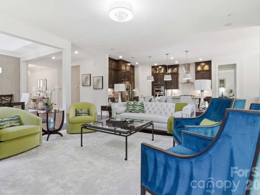4512 Acorn Hill Drive, Lancaster, SC 29720.  MLS# CAR4384676, YatesRealty ID 31059. Living Room