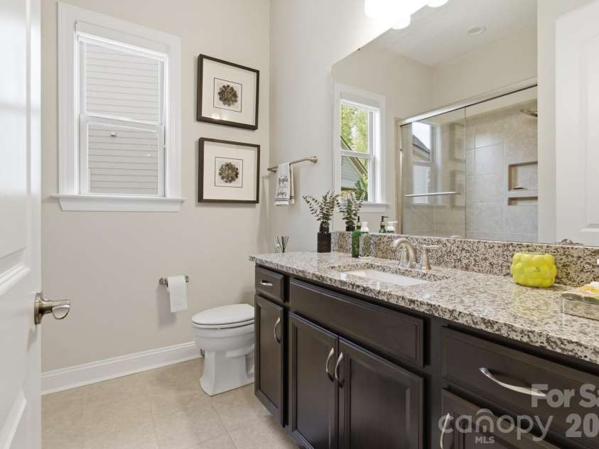 4512 Acorn Hill Drive, Lancaster, SC 29720.  MLS# CAR4384676, YatesRealty ID 31059. Secondary Bathroom