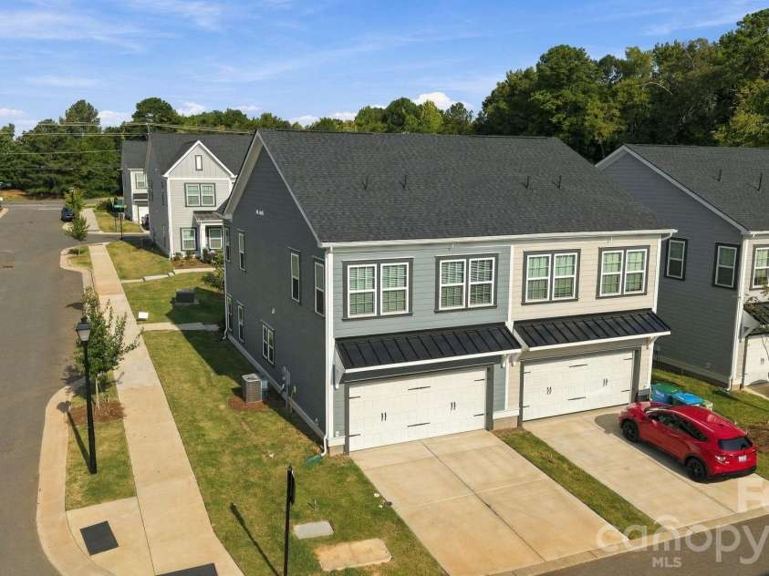 5016 Cherry Gum Court, Matthews, NC 28105.  MLS# CAR4422734, YatesRealty ID 3106. 