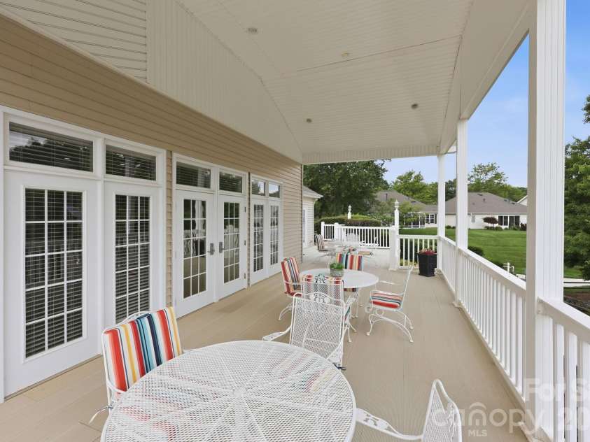 228 Oak Village Parkway, Mooresville, NC 28117.  MLS# CAR4391804, YatesRealty ID 31061. 