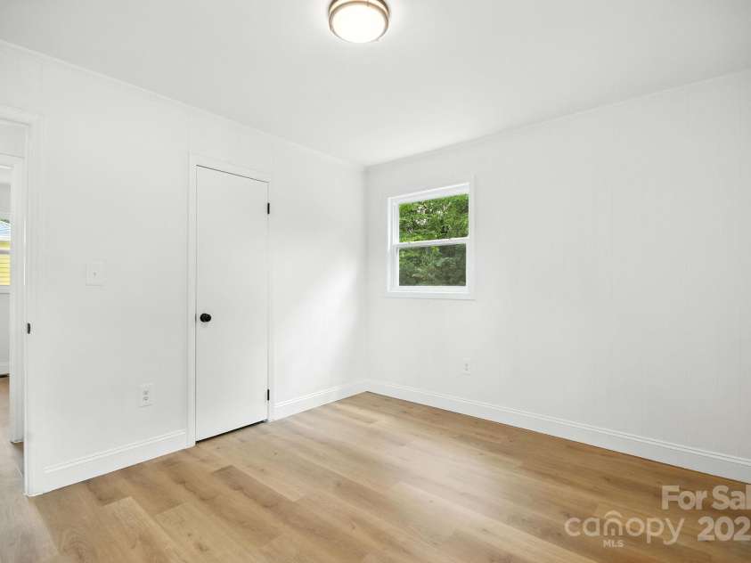 1214 Short Street, Salisbury, NC 28144.  MLS# CAR4286620, YatesRealty ID 31063. 