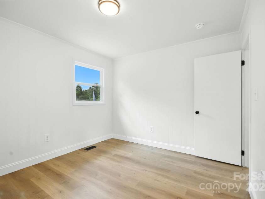 1214 Short Street, Salisbury, NC 28144.  MLS# CAR4286620, YatesRealty ID 31063. 