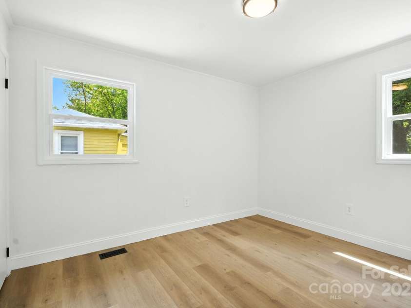1214 Short Street, Salisbury, NC 28144.  MLS# CAR4286620, YatesRealty ID 31063. 