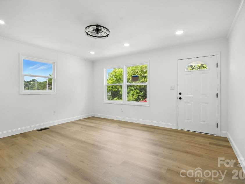 1214 Short Street, Salisbury, NC 28144.  MLS# CAR4286620, YatesRealty ID 31063. Living Room