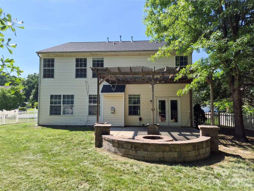 6229 Roseway Court, Harrisburg, NC 28075.  MLS# CAR4391639, YatesRealty ID 31063. 