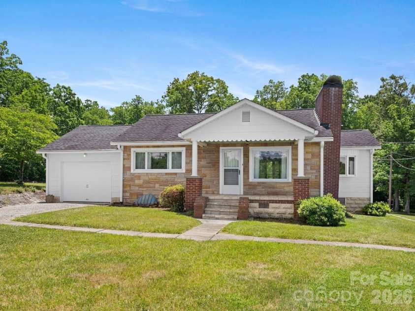 1230 Dana Road, Hendersonville, NC 28792.  MLS# CAR4392135, YatesRealty ID 31064. Front View
