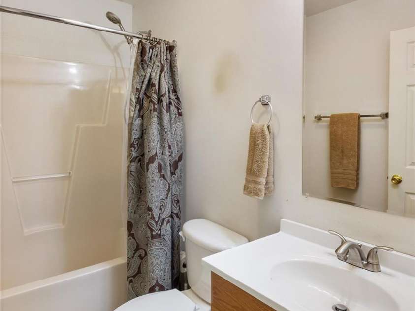 202 Merriwood Lane, Hendersonville, NC 28791.  MLS# CAR4288817, YatesRealty ID 31064. 