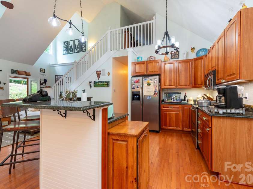 78 Spellbound Road, Waynesville, NC 28785.  MLS# CAR4378330, YatesRealty ID 31065. 