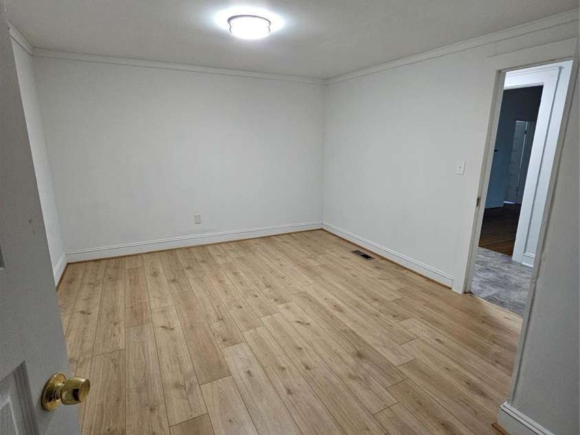 1129 5th Avenue, Gastonia, NC 28052.  MLS# CAR4393173, YatesRealty ID 31066. 2nd bedroom