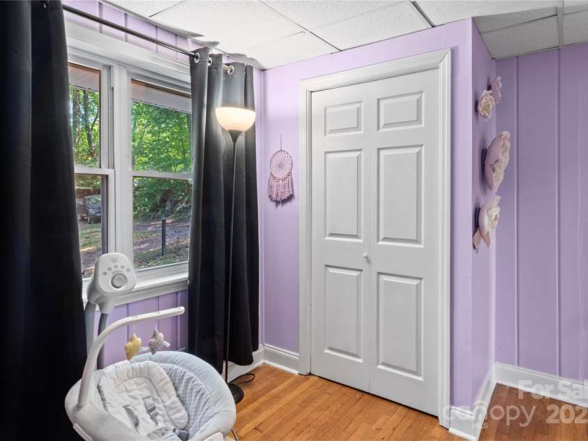 615 Motor Road, Winston Salem, NC 27105.  MLS# CAR4288489, YatesRealty ID 31066. 