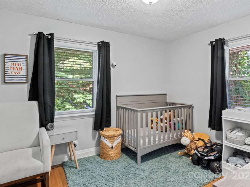 615 Motor Road, Winston Salem, NC 27105.  MLS# CAR4288489, YatesRealty ID 31066. 