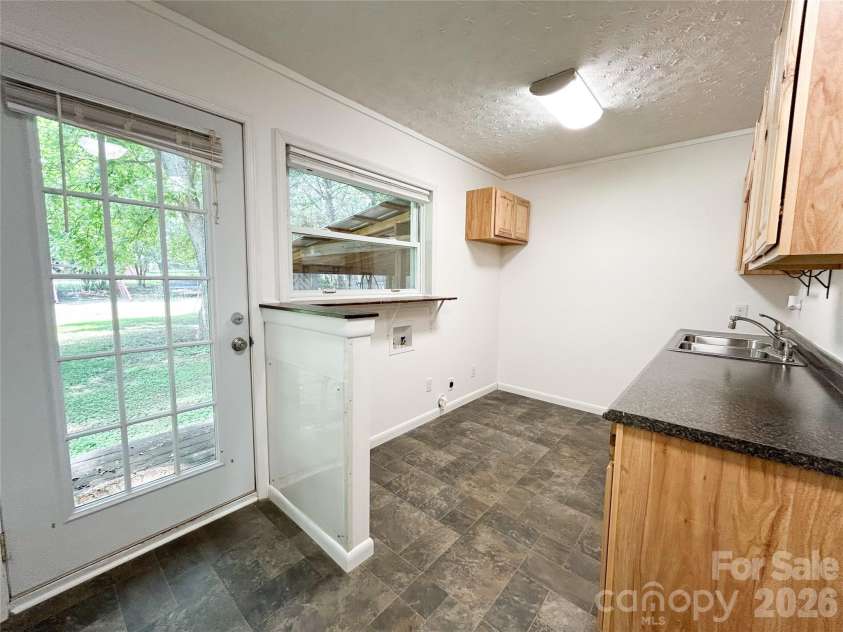 119 Hillcrest Street, Shelby, NC 28152.  MLS# CAR4391775, YatesRealty ID 31068. Laundry Room