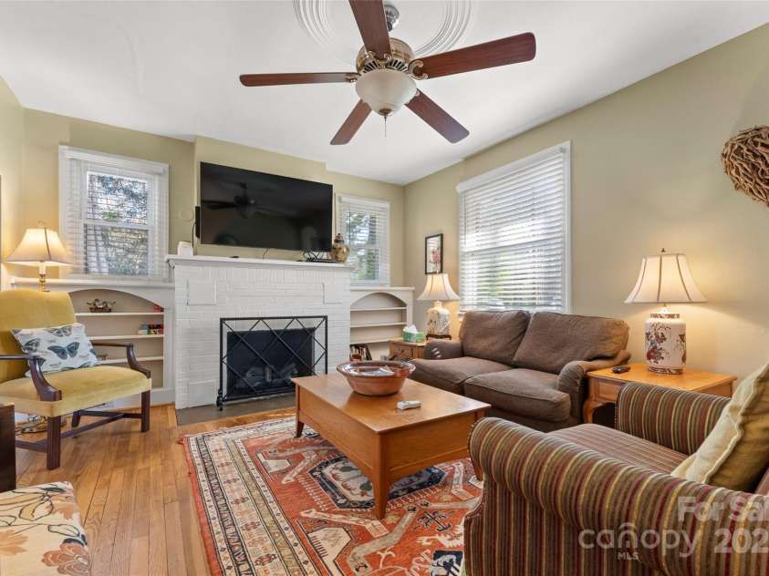 580 Maple Street, Brevard, NC 28712.  MLS# CAR4288715, YatesRealty ID 31068. 