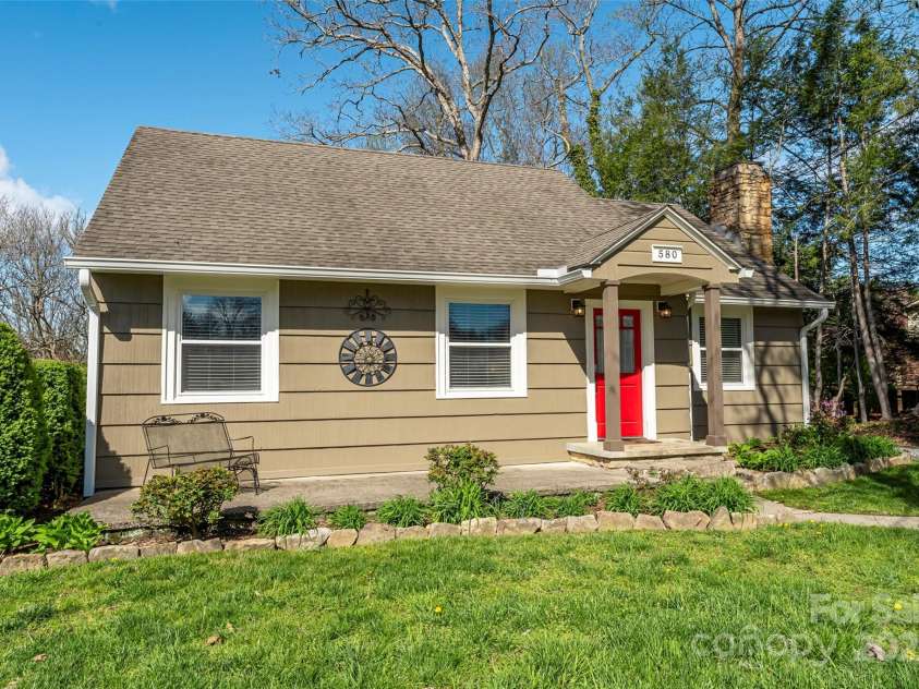 580 Maple Street, Brevard, NC 28712.  MLS# CAR4288715, YatesRealty ID 31068. 