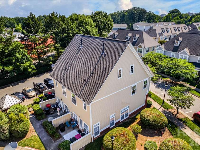 278 Davidson Gateway Drive, Davidson, NC 28036.  MLS# CAR4393609, YatesRealty ID 31069. Aerial #1
