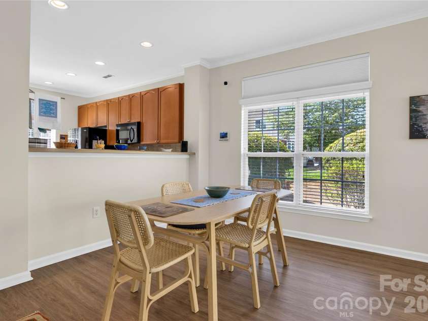 278 Davidson Gateway Drive, Davidson, NC 28036.  MLS# CAR4393609, YatesRealty ID 31069. Dining Area #1