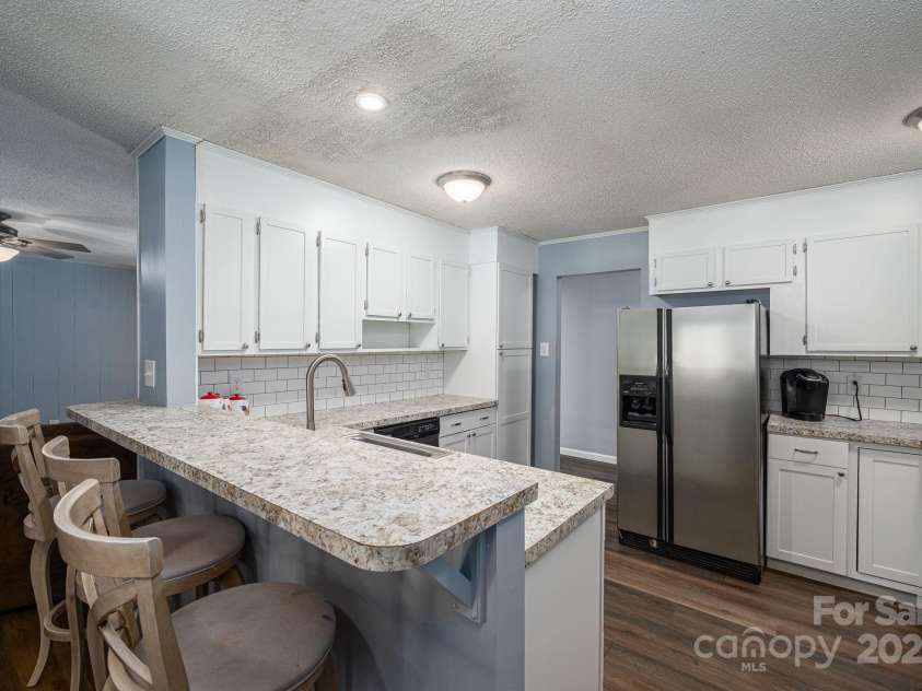 109 White Rock Road, Grover, NC 28073.  MLS# CAR4286697, YatesRealty ID 31070. 