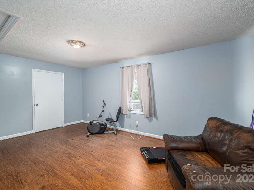 109 White Rock Road, Grover, NC 28073.  MLS# CAR4286697, YatesRealty ID 31070. 