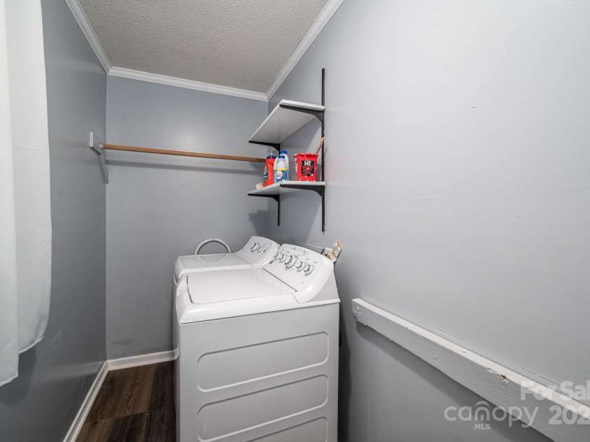 109 White Rock Road, Grover, NC 28073.  MLS# CAR4286697, YatesRealty ID 31070. 