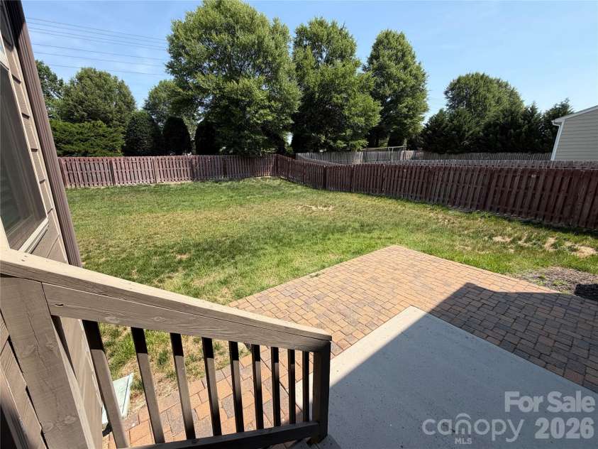 2218 Knocktree Drive, Indian Trail, NC 28079.  MLS# CAR4384097, YatesRealty ID 31070. 