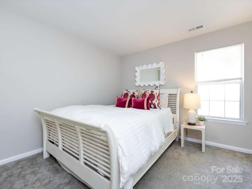 7731 Ivy Hollow Drive, Charlotte, NC 28227.  MLS# CAR4247882, YatesRealty ID 31071. 