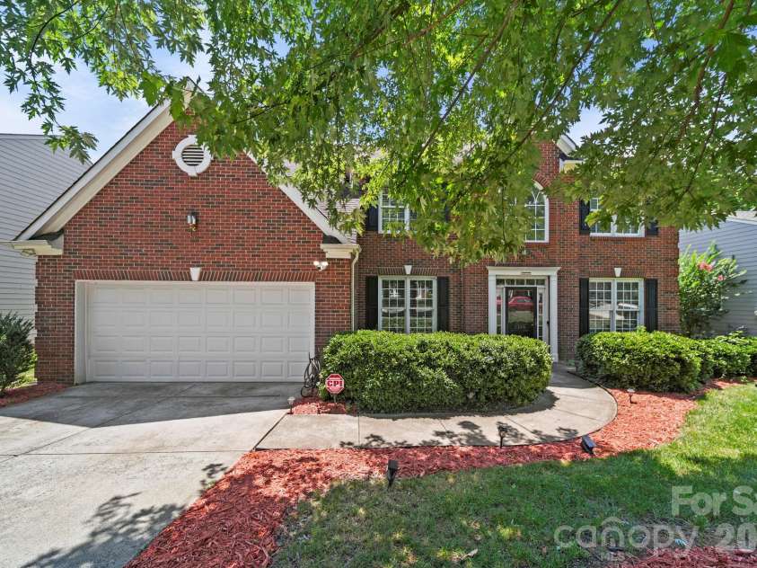 3124 Arklow Road, Charlotte, NC 28269.  MLS# CAR4390185, YatesRealty ID 31072. 