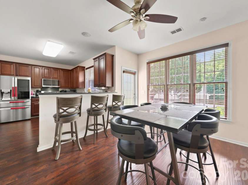 3124 Arklow Road, Charlotte, NC 28269.  MLS# CAR4390185, YatesRealty ID 31072. 