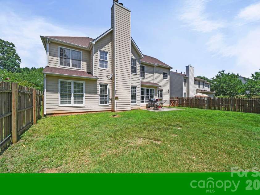 3124 Arklow Road, Charlotte, NC 28269.  MLS# CAR4390185, YatesRealty ID 31072. 