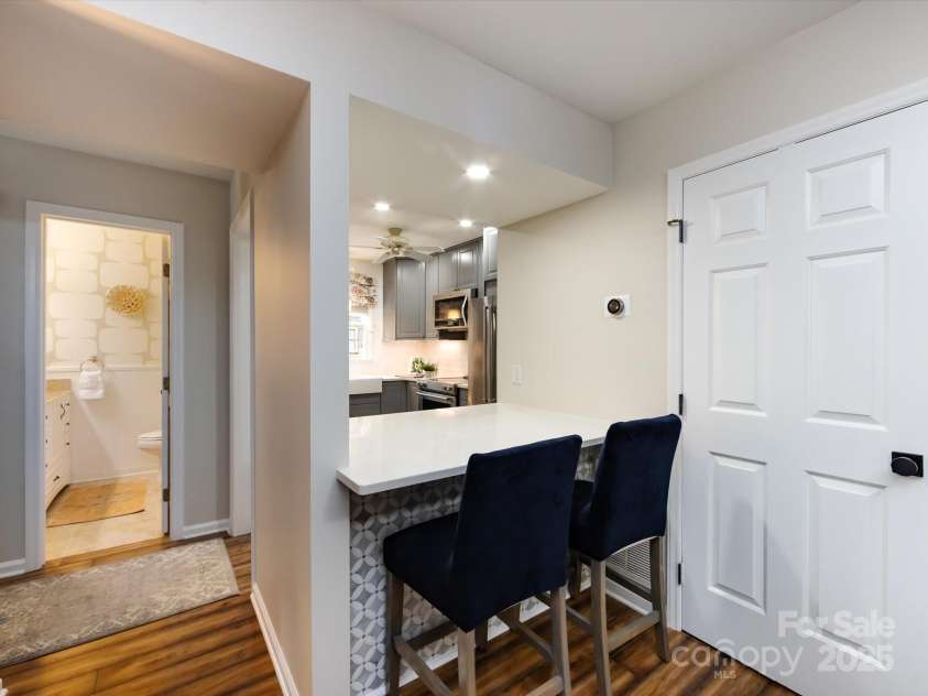 3508 Colony Crossing Drive, Charlotte, NC 28226.  MLS# CAR4279555, YatesRealty ID 31072. 