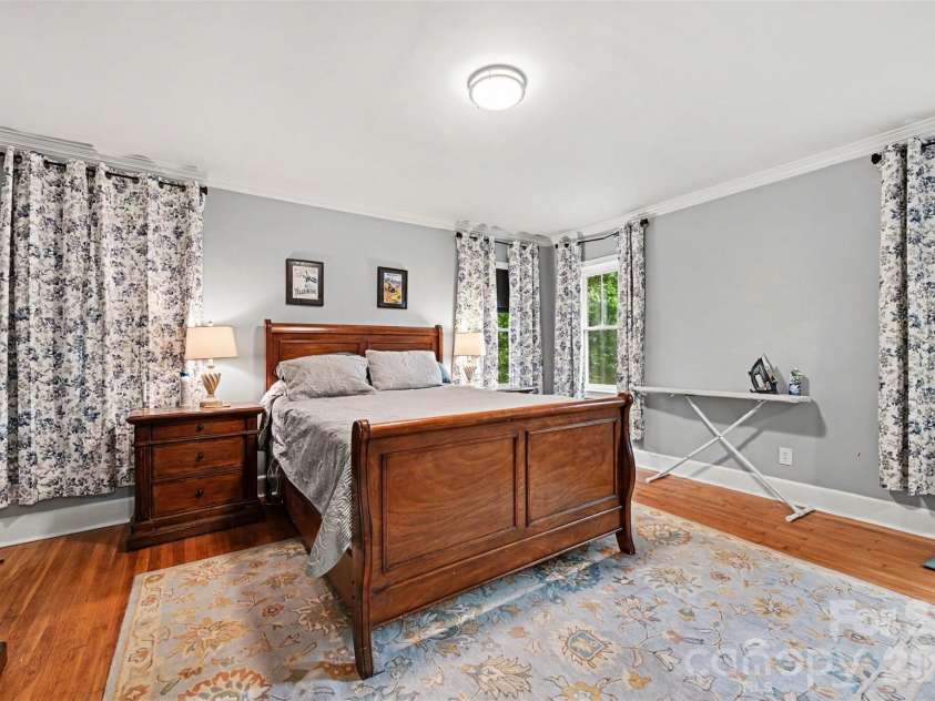 855 Marion Street, Shelby, NC 28150.  MLS# CAR4389704, YatesRealty ID 31074. 