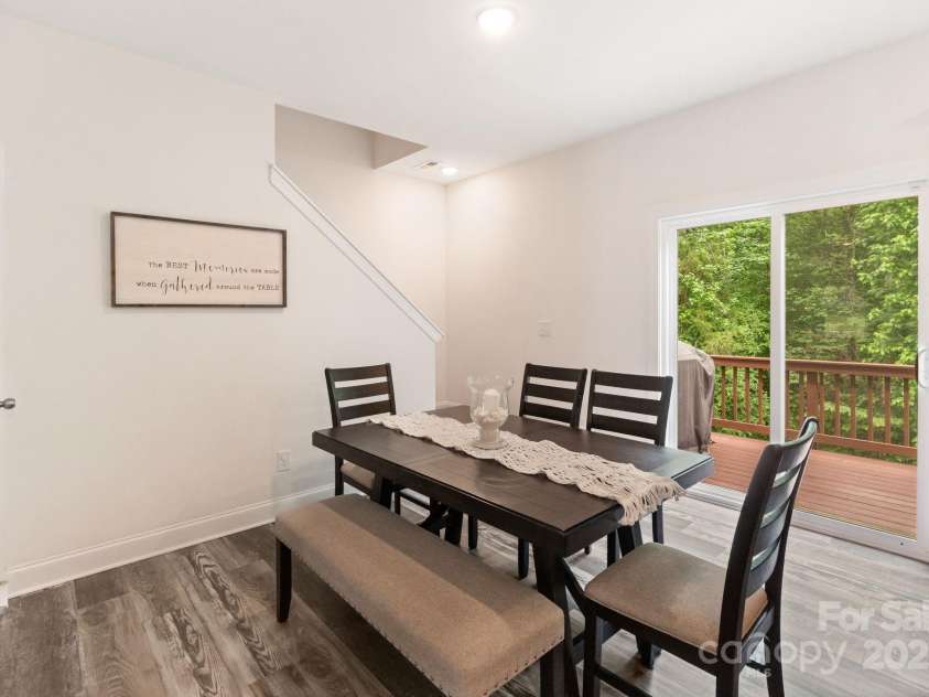 7308 Rothmore Street, Charlotte, NC 28215.  MLS# CAR4257950, YatesRealty ID 31075. 