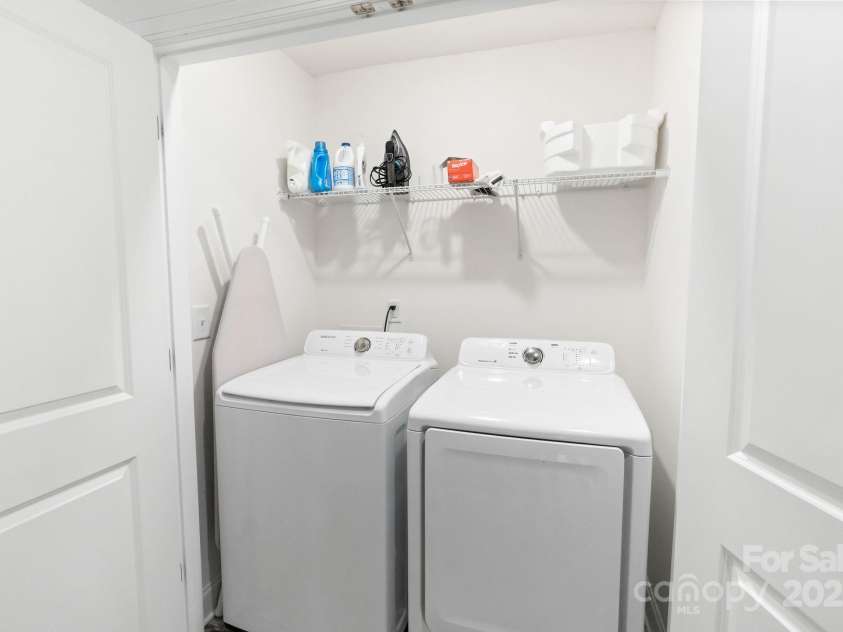 7308 Rothmore Street, Charlotte, NC 28215.  MLS# CAR4257950, YatesRealty ID 31075. 