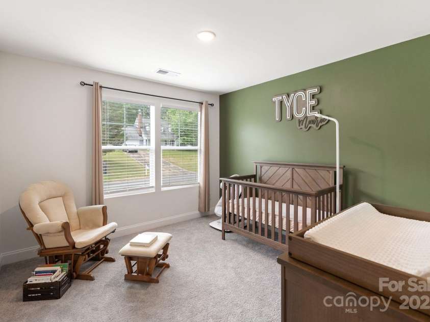 7308 Rothmore Street, Charlotte, NC 28215.  MLS# CAR4257950, YatesRealty ID 31075. 