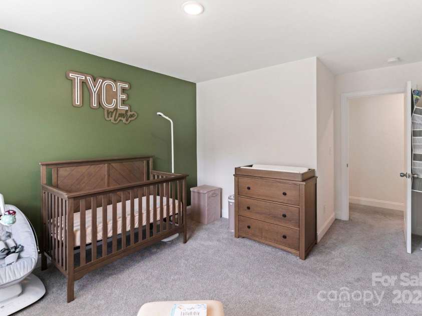 7308 Rothmore Street, Charlotte, NC 28215.  MLS# CAR4257950, YatesRealty ID 31075. 